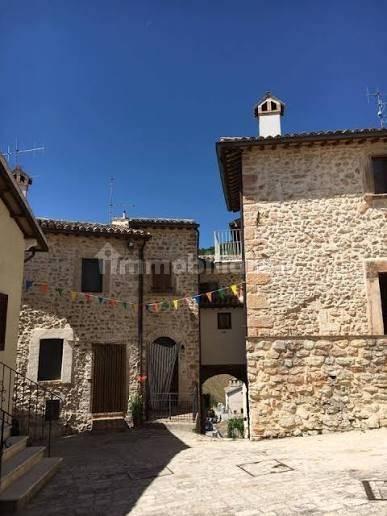 Trilocale Località Casale, Sellano — foto 3 di 49