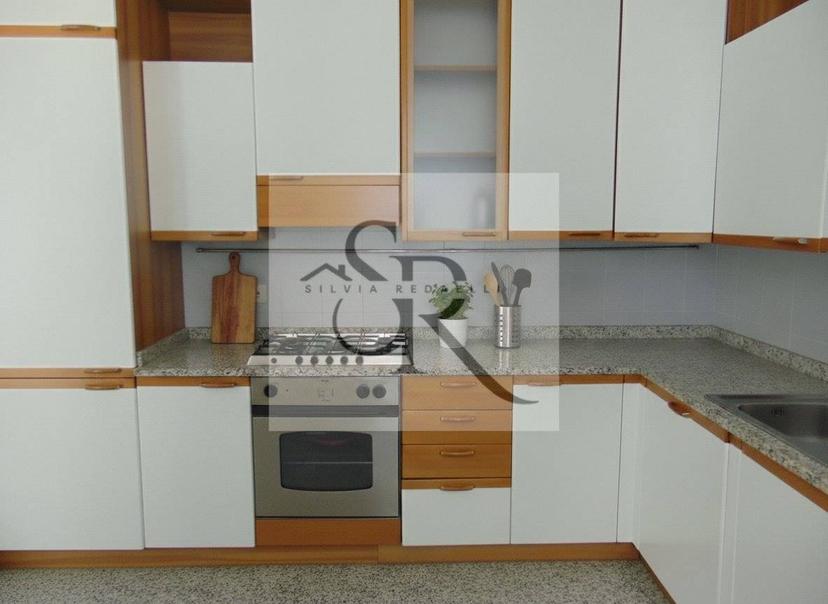 Trilocale via Antonio Mascari, Centro, Lecco — foto 2 di 13