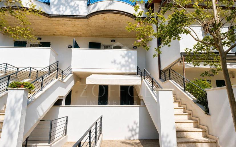 Quadrilocale ottimo stato, su più livelli, Centro, Cervia