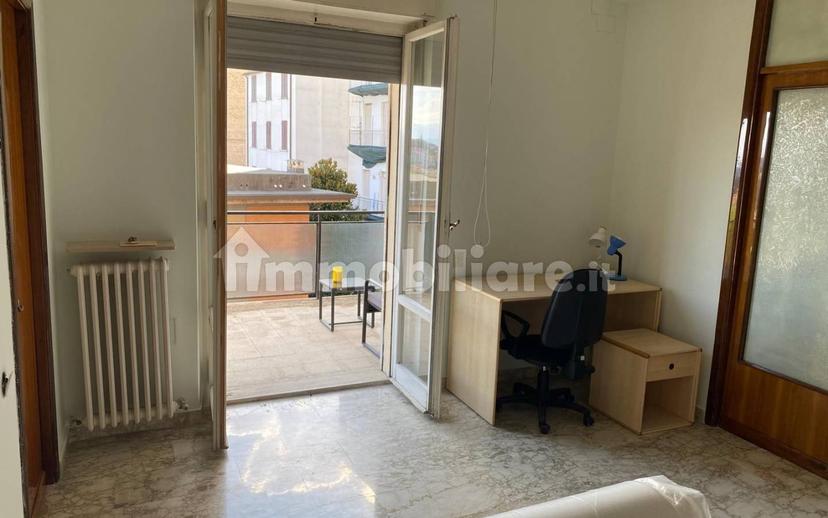 Stanza singola via Mario Morbiducci 5, Macerata — foto 17 di 20