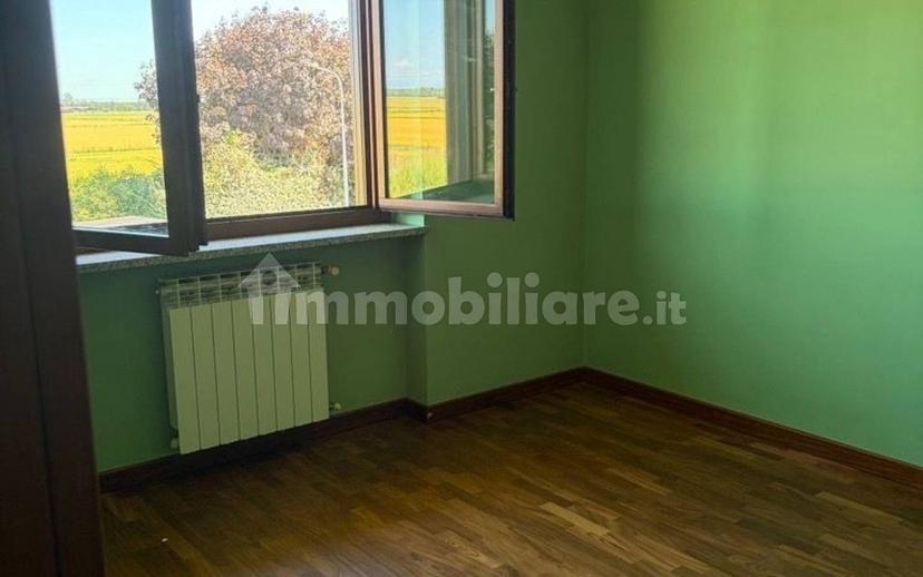 Bilocale via dei Brentani 10, Centro, Caltignaga — foto 3 di 10