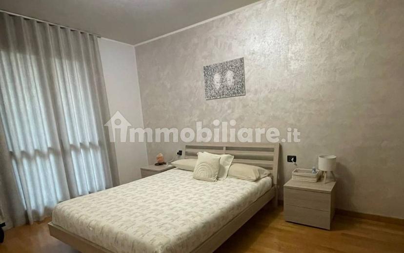 Trilocale via Gaetano Donizetti 15, Centro, Torre Boldone