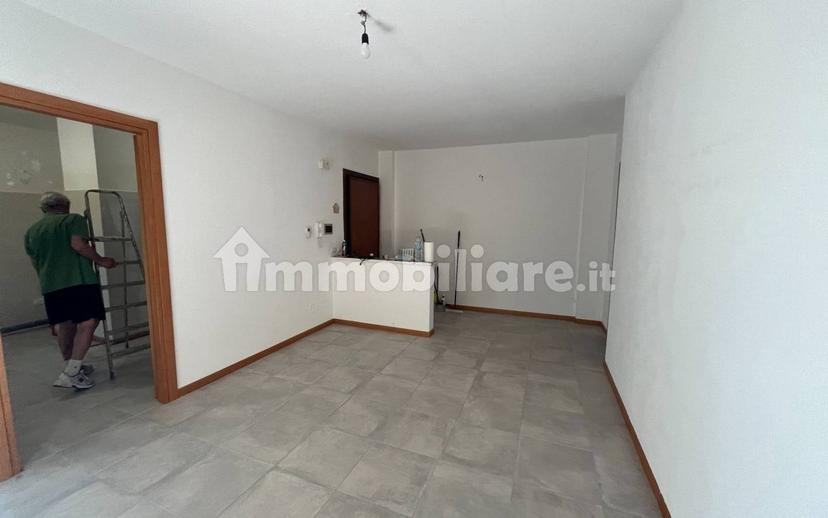 Trilocale via Giulio Fraccarolo 2, Centro, San Martino Siccomario — foto 3 di 38