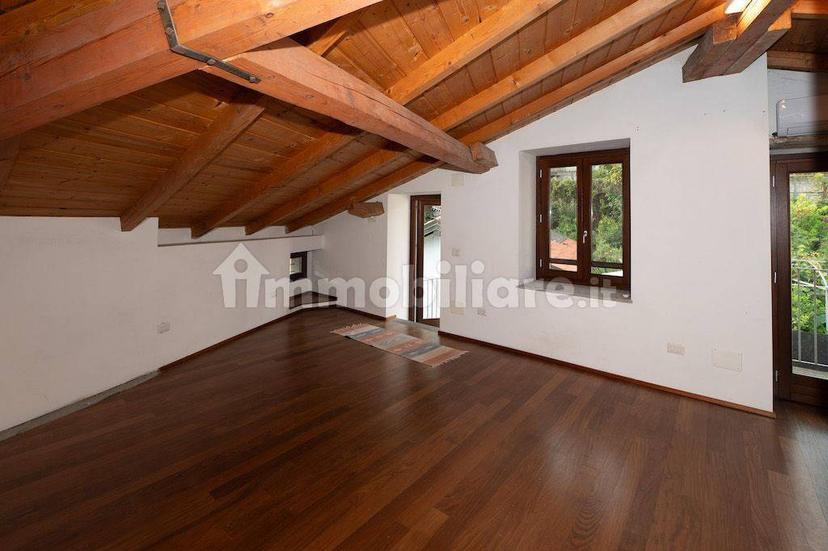 Terratetto unifamiliare via dei Partigiani 136, Suna, Verbania — foto 2 di 20