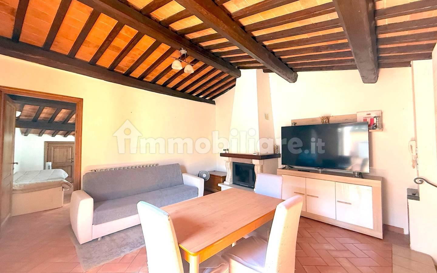 Appartamento via Mecenate, Centro, Chiusi