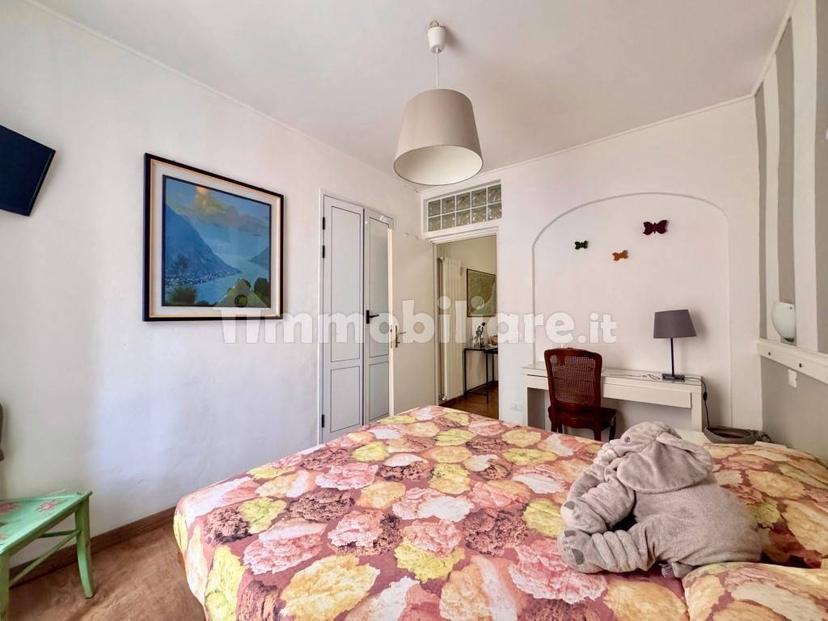 Bilocale via Giuseppe Mazzini 36, Porto Maurizio, Imperia — foto 8 di 12