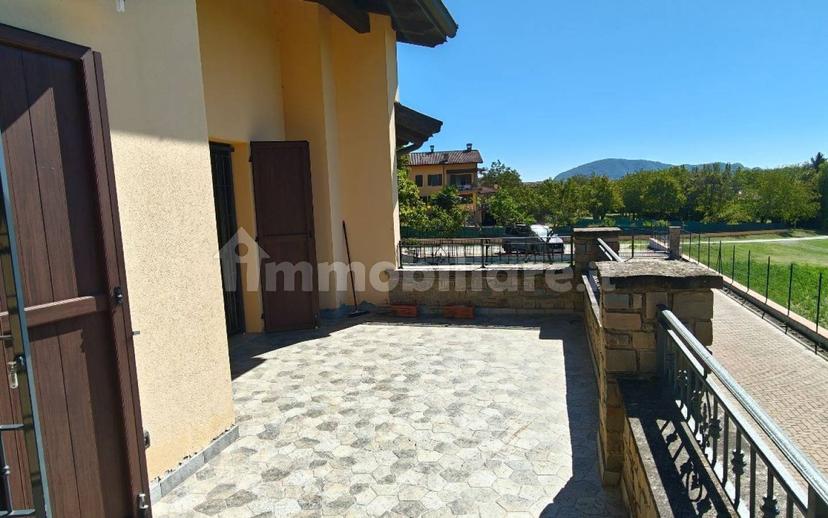 Villa unifamiliare via San Martino 51, Carpineti — foto 2 di 20