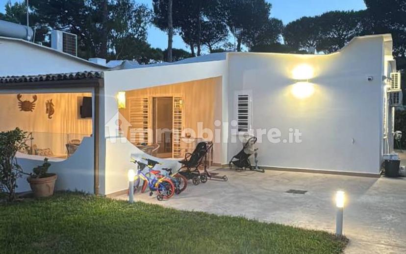 Villa bifamiliare via delle Ginestre 118, Baia Domizia, Cellole — foto 14 di 15