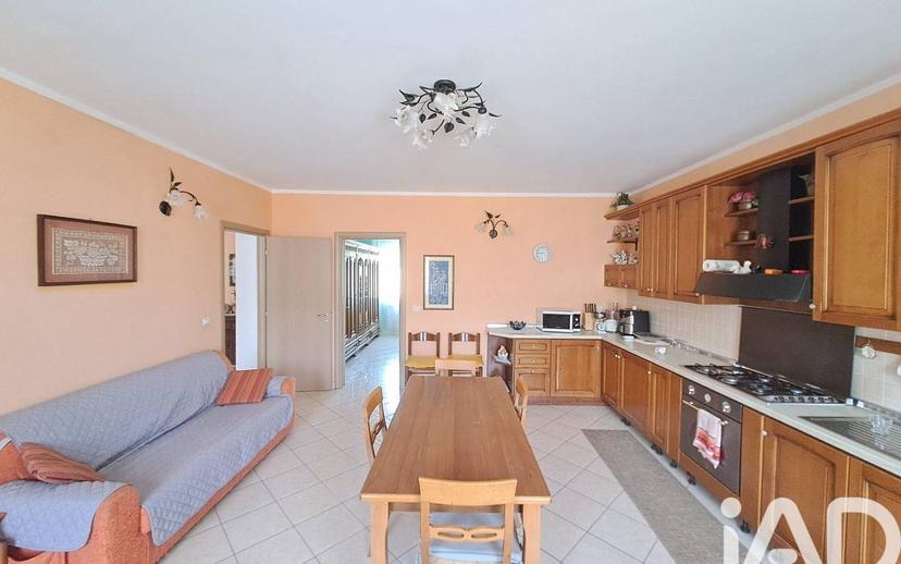 Villa bifamiliare Strada Valtiglione, Masio