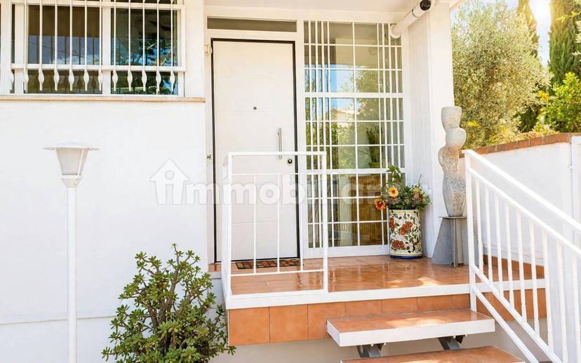 Trilocale viale Giunone 45, Mondello - Valdesi, Palermo