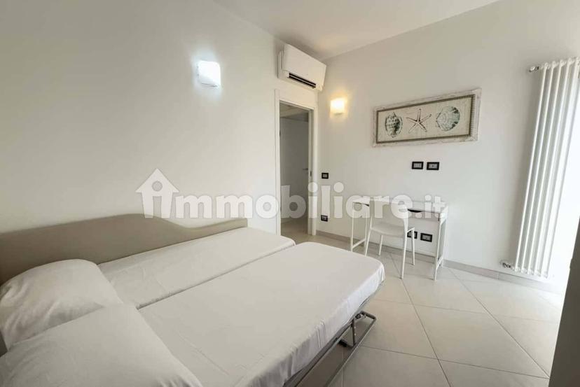 Trilocale corso Europa, Via Roma, Borgo Barusso, Alassio — foto 5 di 31
