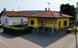 Villa unifamiliare via San Rocco 47, Villadosia, Casale Litta