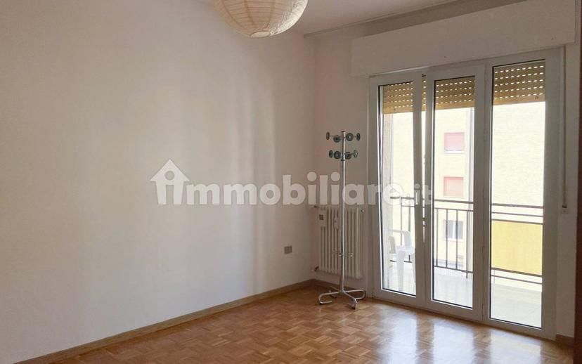 Trilocale via Tre Santi, Gries - San Quirino, Bolzano — foto 10 di 11