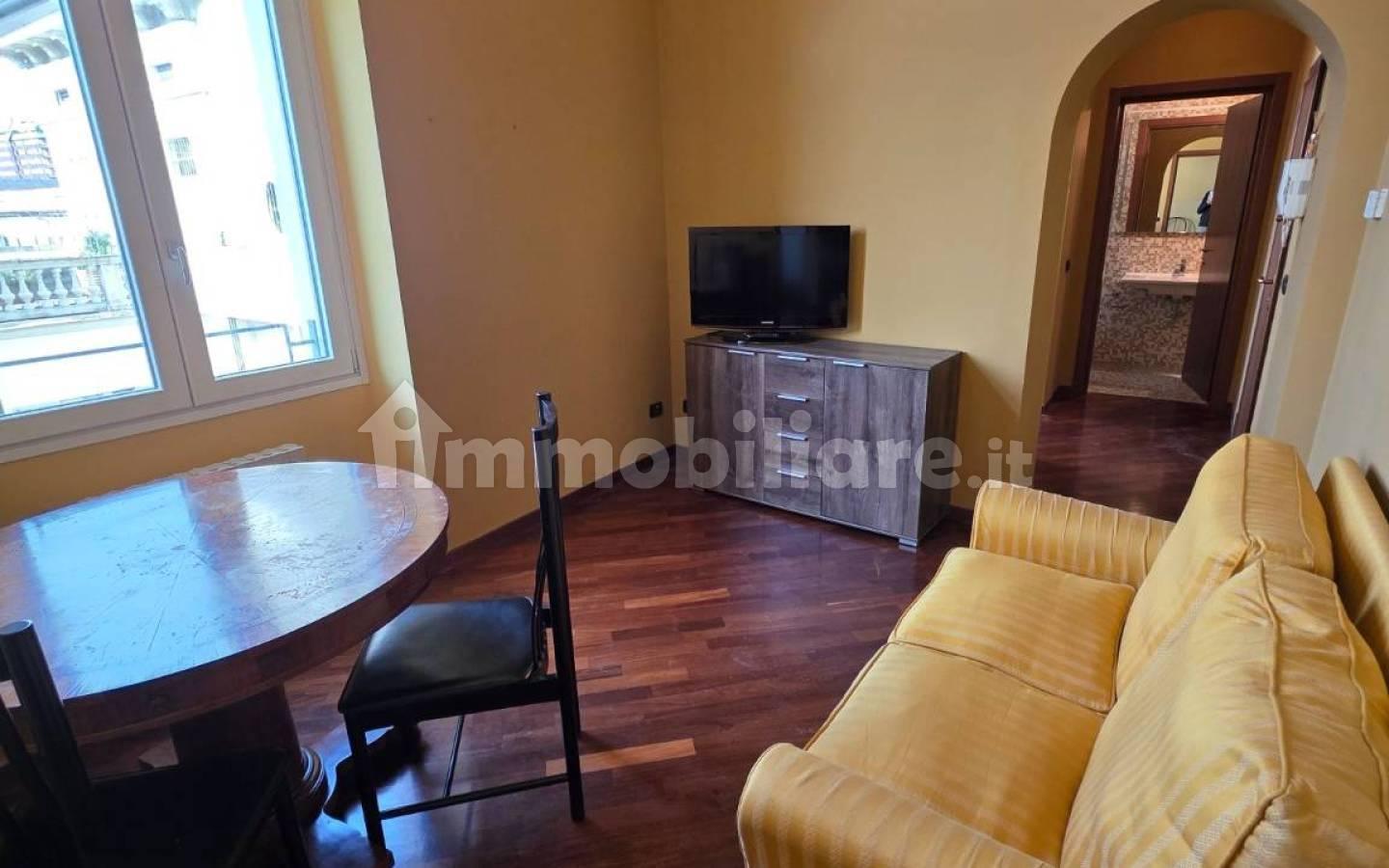 Bilocale piazza Vittorio Emanuele II 5, Piazza Santa Maria, Busto Arsizio