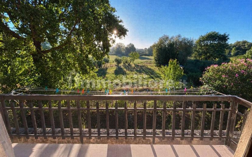 Trilocale via 7 Martiri 42, Centro, Tuoro sul Trasimeno — foto 6 di 9