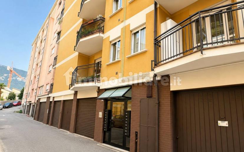 Trilocale via San Carlo, Malgrate — foto 19 di 24