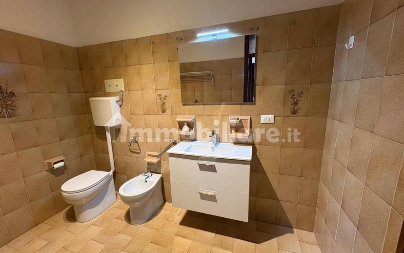 Trilocale via Magenta, Moniga del Garda — foto 2 di 20