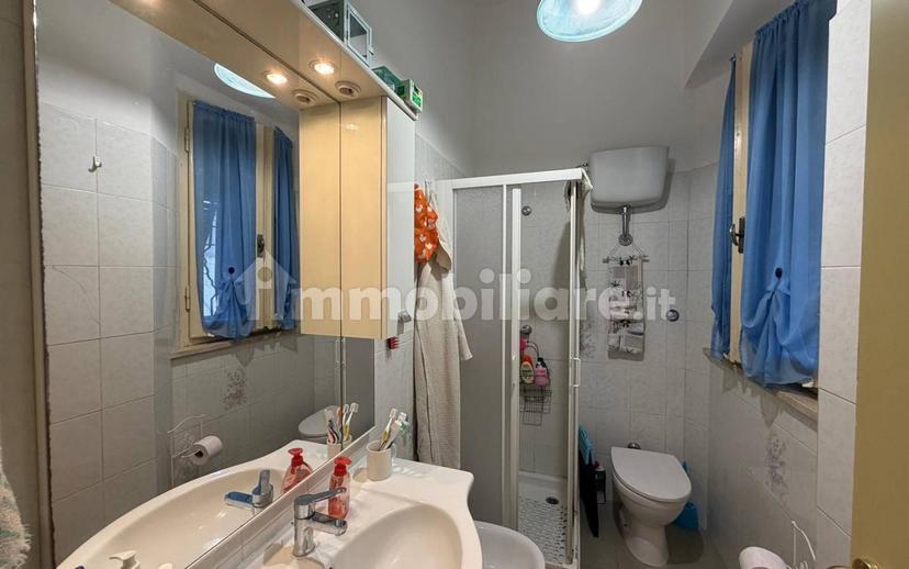 Trilocale via Bruno Buozzi 3, Centro, Follonica — foto 3 di 24