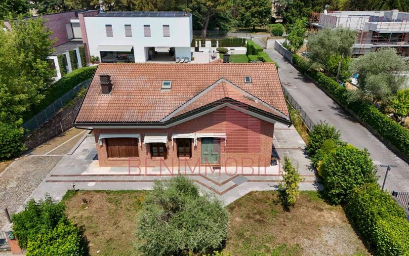 Villa unifamiliare via Lucio Riccobelli 31, Ospedale Civile, Brescia — foto 25 di 54