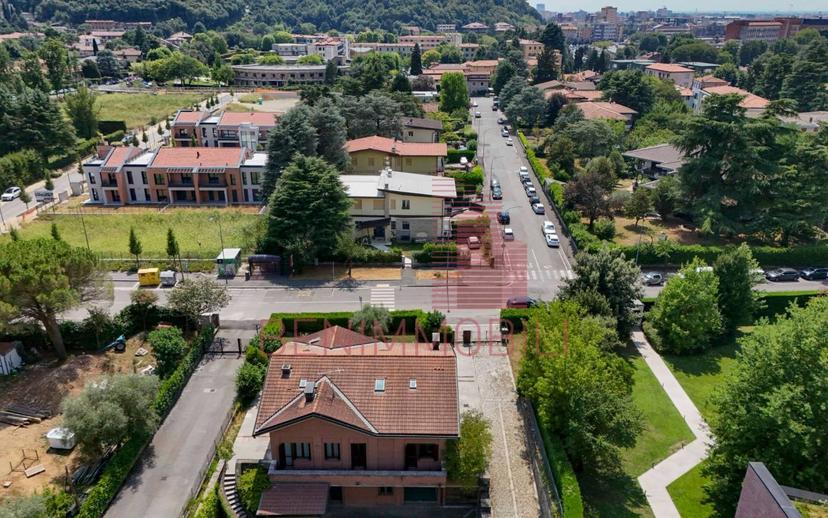Villa unifamiliare via Lucio Riccobelli 31, Ospedale Civile, Brescia — foto 44 di 54