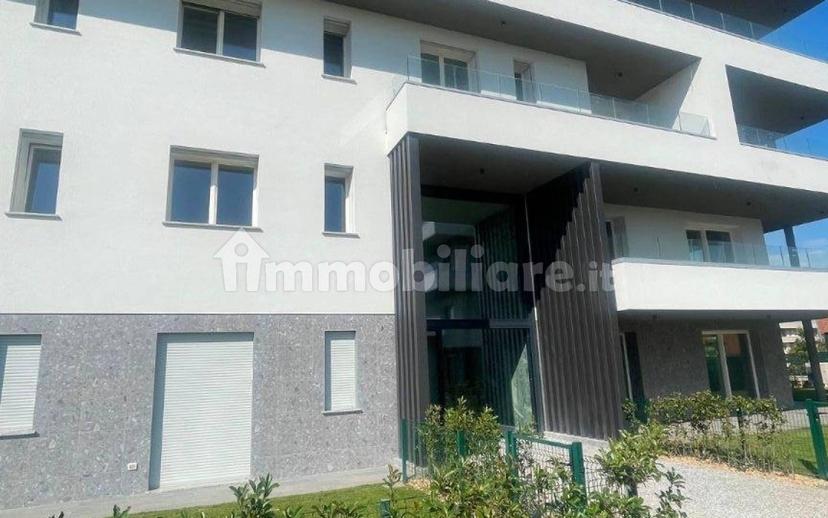 Bilocale via della Madonnina 4, Centro, Bernareggio — foto 4 di 20