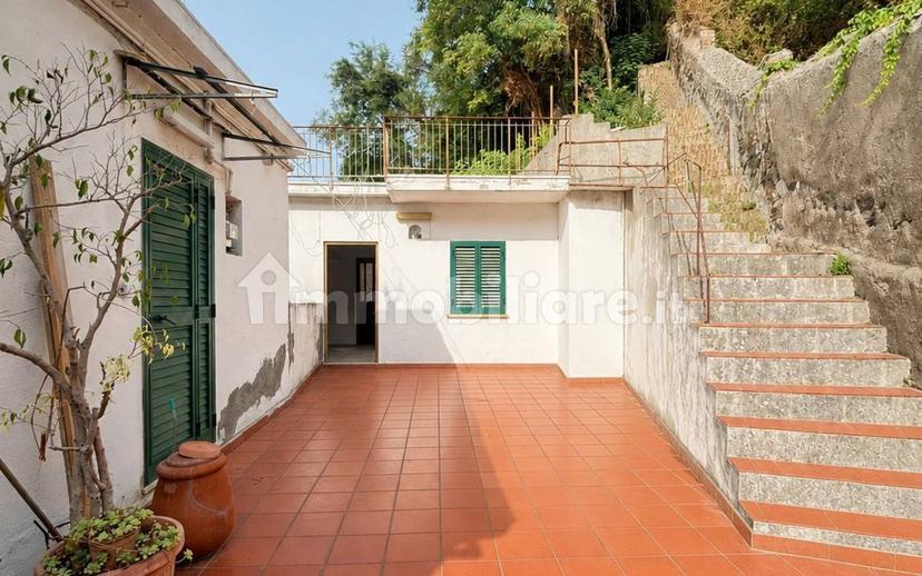 Villa unifamiliare via Spoleto, Gonzaga, Messina