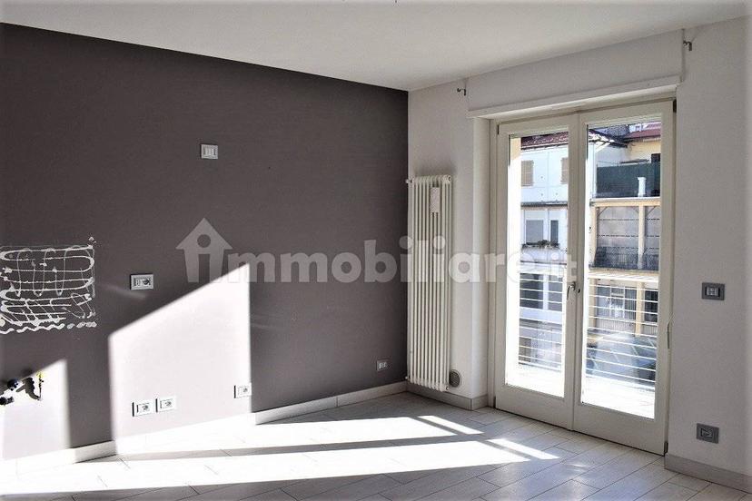 Bilocale via Carlo Emanuele III 21, Centro, Cuneo — foto 4 di 8