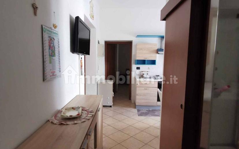 Trilocale ottimo stato, primo piano, Centro, Castelfidardo — foto 14 di 16