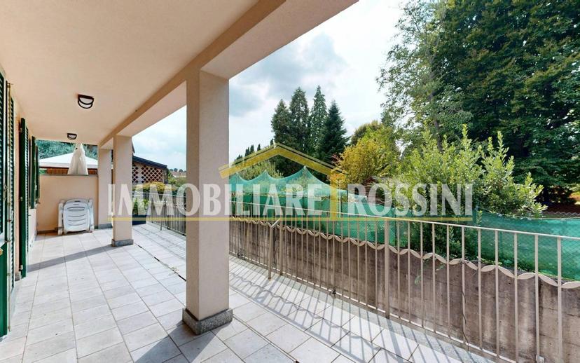Villa a schiera via Costituzione 8a, Buguggiate — foto 31 di 49