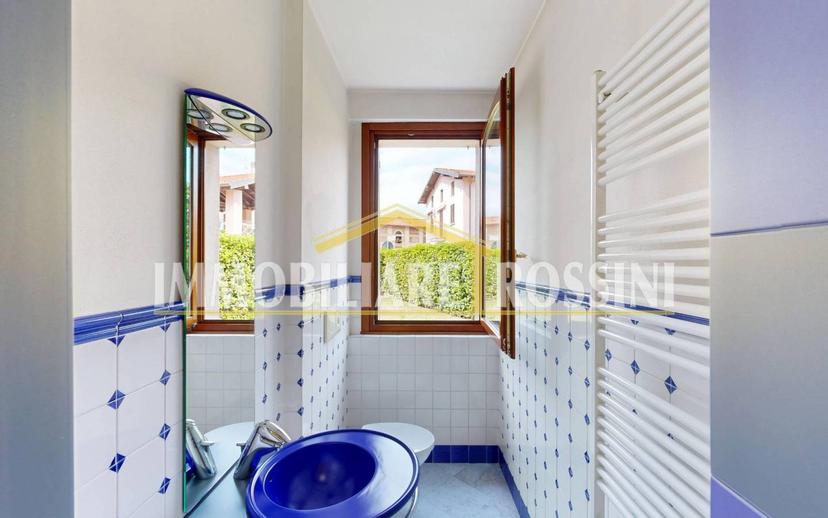 Villa a schiera via Costituzione 8a, Buguggiate — foto 33 di 49