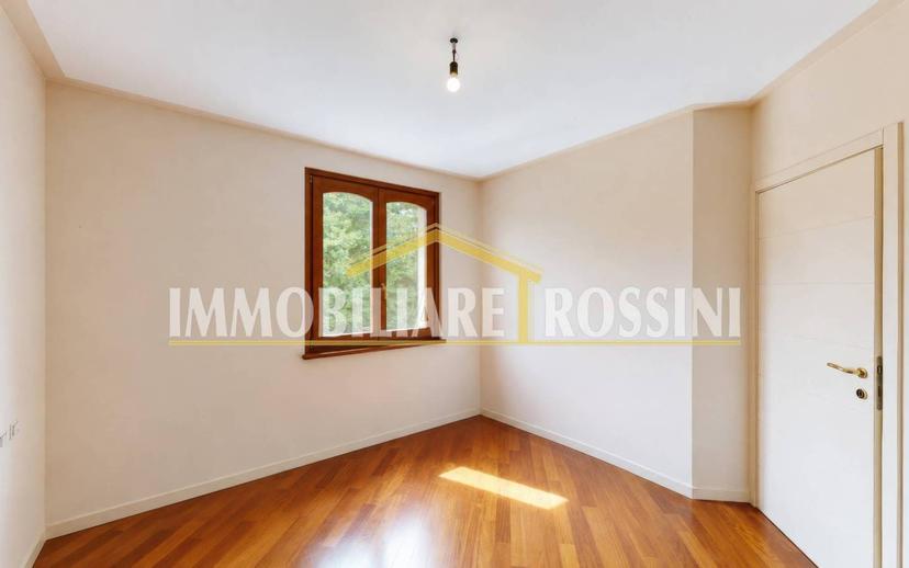 Villa a schiera via Costituzione 8a, Buguggiate — foto 37 di 49