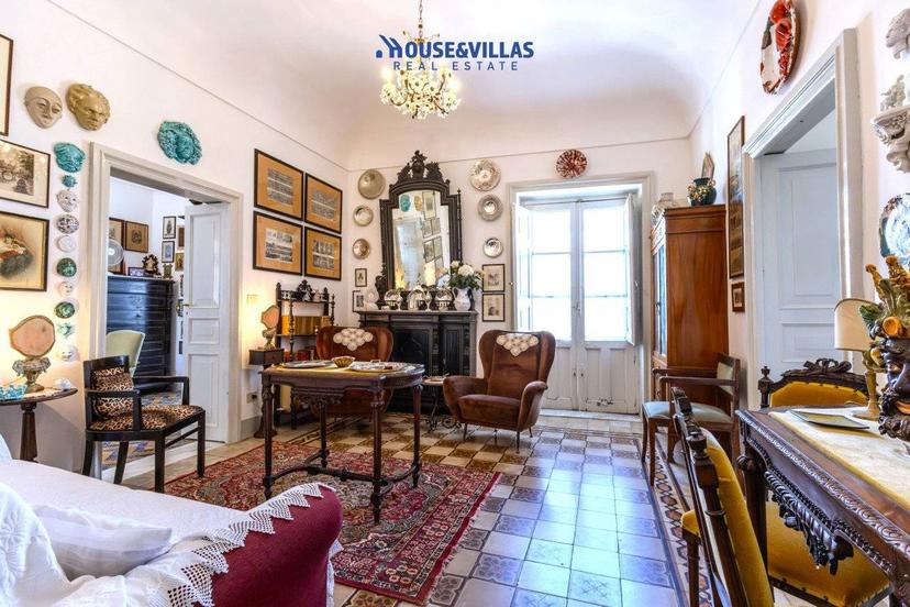 Trilocale corso Vittorio Emanuele, Centro, Noto — foto 16 di 36