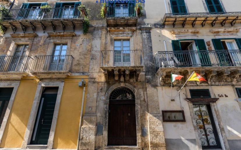 Trilocale corso Vittorio Emanuele, Centro, Noto — foto 33 di 36