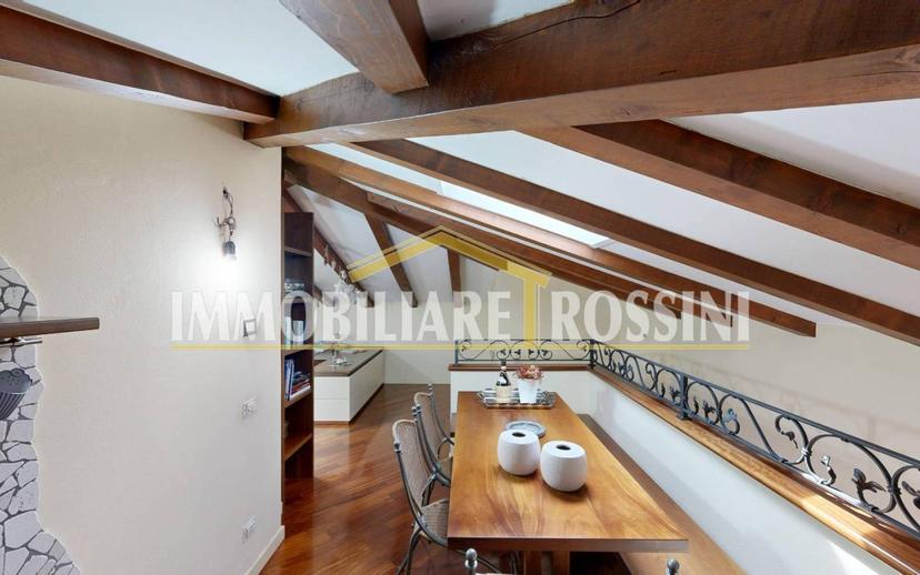 Villa a schiera via Costituzione 8a, Buguggiate — foto 11 di 49