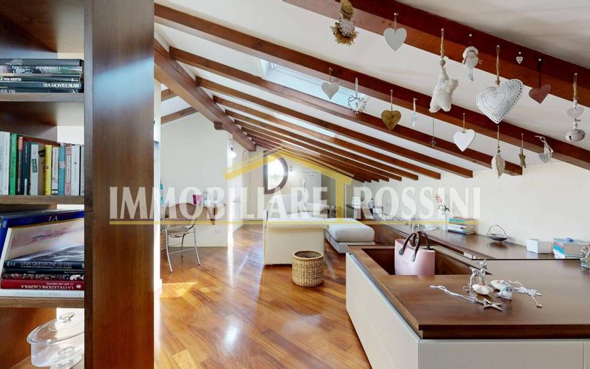 Villa a schiera via Costituzione 8a, Buguggiate — foto 44 di 49