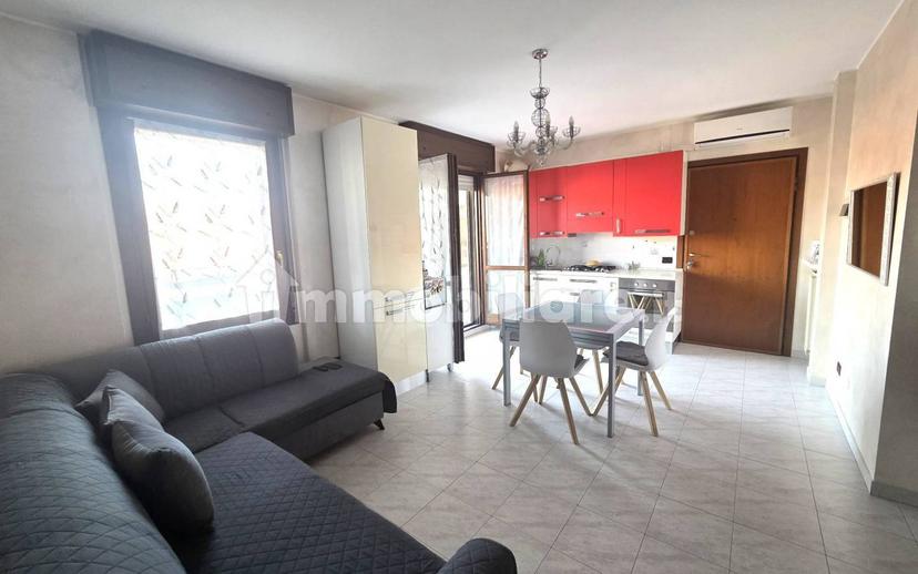 Trilocale via Don Natale Villa, Caponago — foto 8 di 13