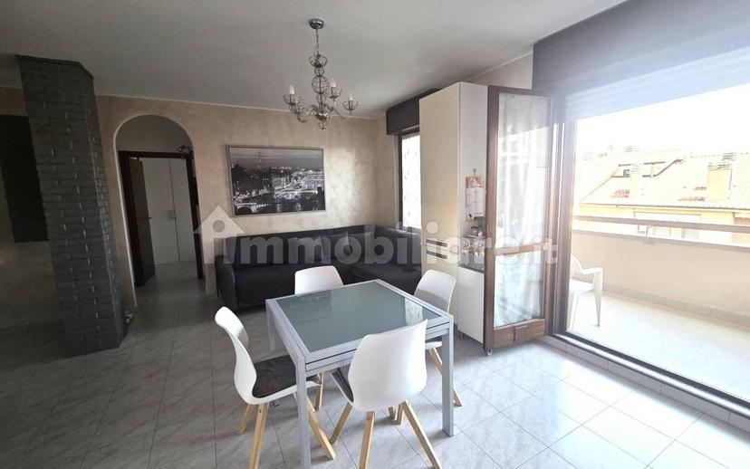 Trilocale via Don Natale Villa, Caponago — foto 3 di 13