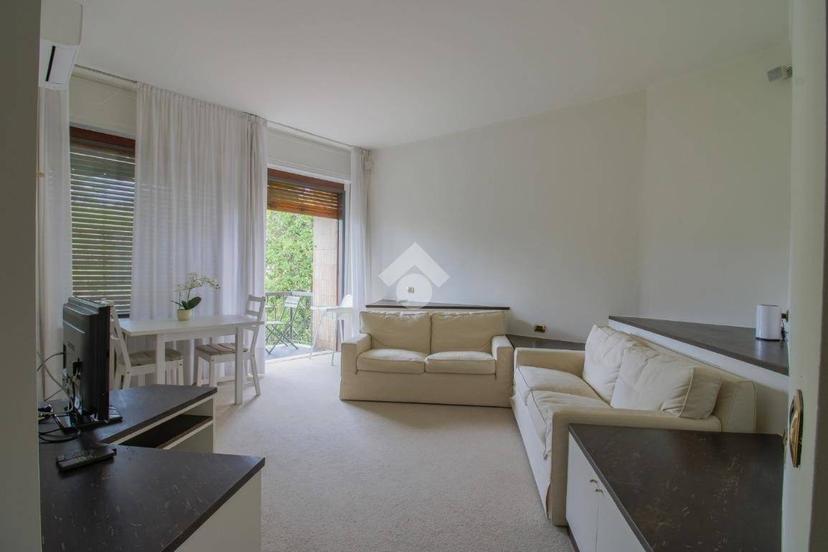 Bilocale via Roma, Centro, Gardone Riviera — foto 4 di 32