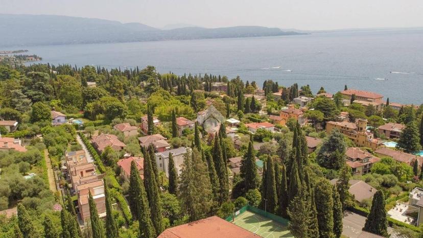 Bilocale via Roma, Centro, Gardone Riviera — foto 15 di 32