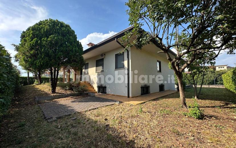 Villa unifamiliare via dei Fiordalisi 3, Centro, Pagnacco — foto 2 di 21