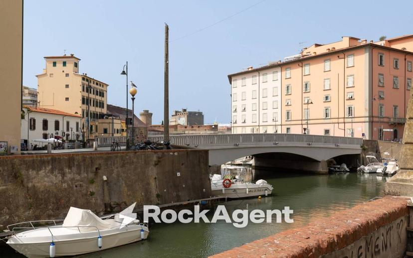 Trilocale Scali del Ponte di Marmo, 12, Quartiere Venezia, Livorno