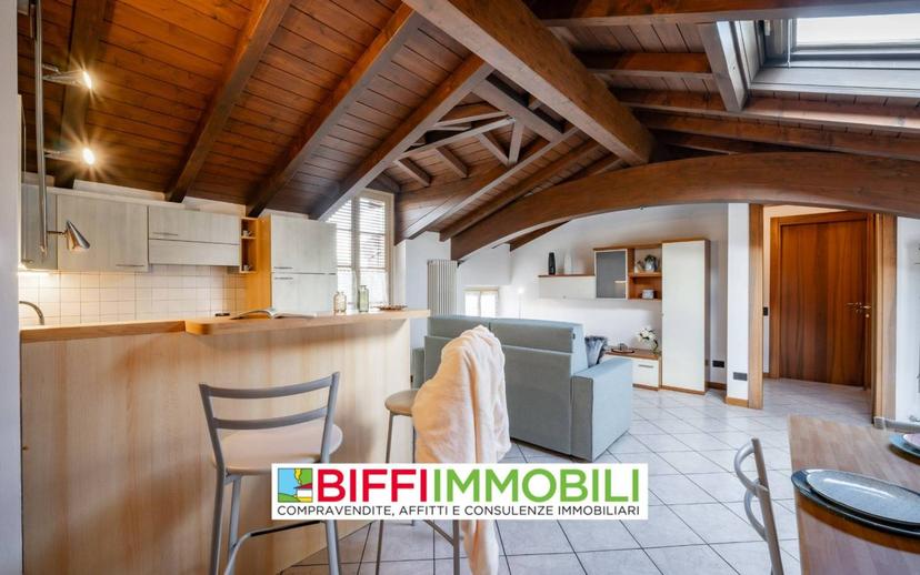 Bilocale via Antonio Fogazzaro, Castello, Lecco — foto 24 di 49