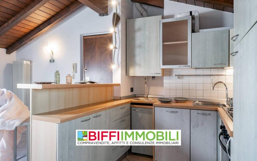 Bilocale via Antonio Fogazzaro, Castello, Lecco — foto 4 di 49