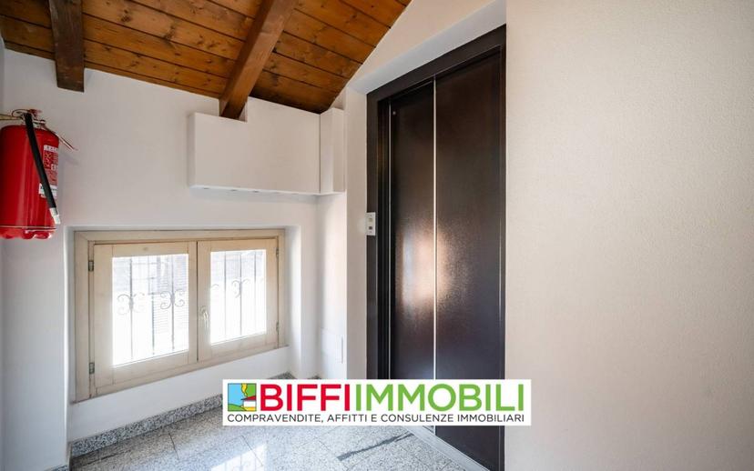 Bilocale via Antonio Fogazzaro, Castello, Lecco — foto 33 di 49