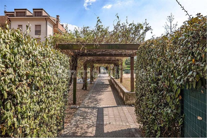 Quadrilocale via Sandro Pertini, 8, Cesano Maderno — foto 5 di 20