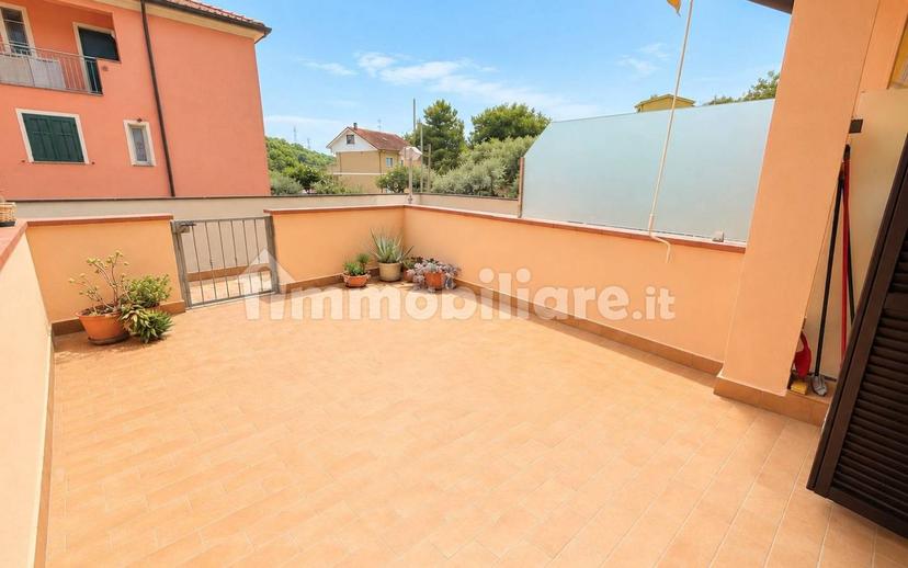 Bilocale via Michele Albavera 3, Pairola, San Bartolomeo al Mare