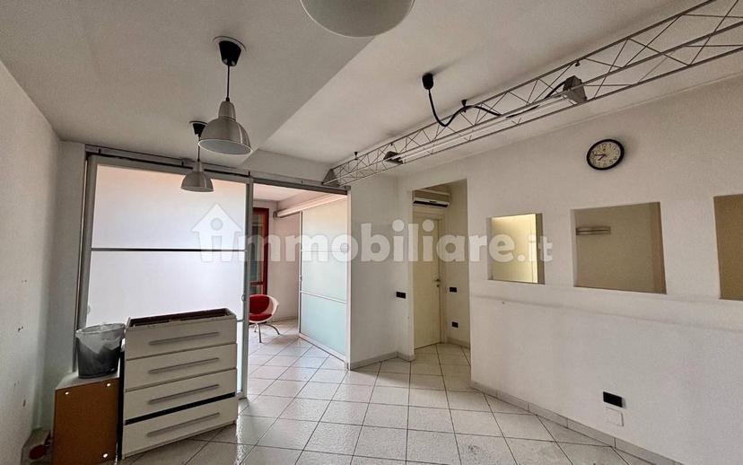Quadrilocale via Calatafimi,, Centro, Castelfranco di Sotto — foto 15 di 26