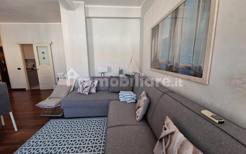 Appartamento via IV Novembre,, Centro, Viareggio