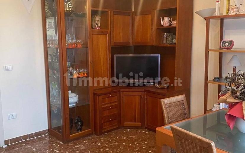 Villa a schiera via di Vitiano, Bargecchia, Corsanico, Massarosa