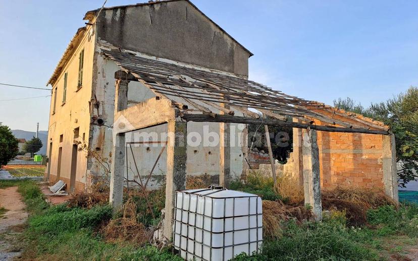 Rustico regione Paragi, Paragi Posillico, Albenga — foto 10 di 11